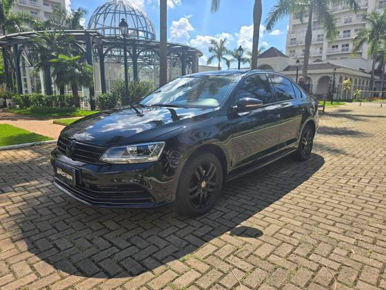 VOLKSWAGEN JETTA 2.0 COMFORTLINE FLEX 4P TIPTRONIC VOLKSWAGEN JETTA 2.0 COMFORTLINE FLEX 4P TIPTRONIC